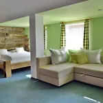 Daire Apartmany Cerny Dul *