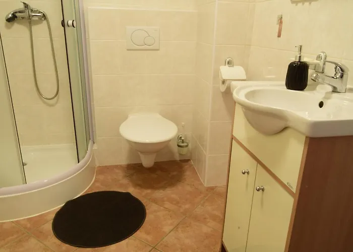 Apartmany Cerny Dul Lägenhet *