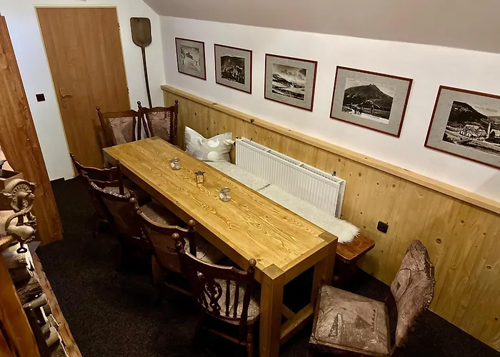 Apartmany Cerny Dul Lägenhet